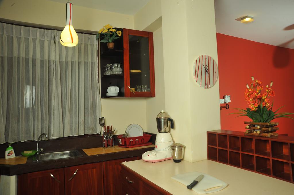 Prestige Court Residencies 호텔 마운트 라비니아 외부 사진